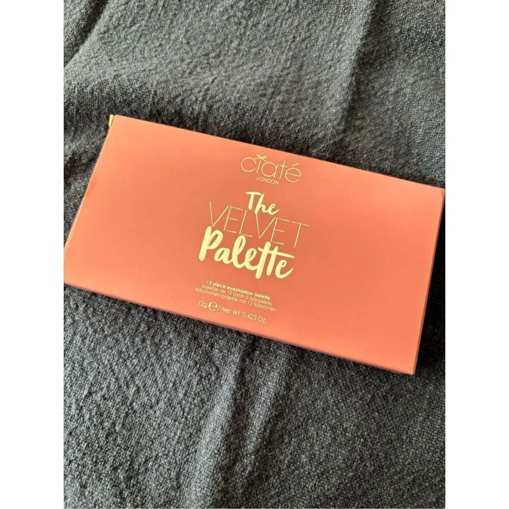 Brand New In Box Ciate London Women's The Velvet Palette Eyeshadow 12 Pcs